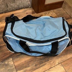 Nike small duffel bag